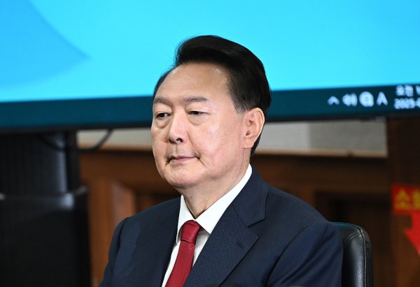 卓信宝配资 韩国法院将于18日上午进行尹锡悦拘留适当性审查